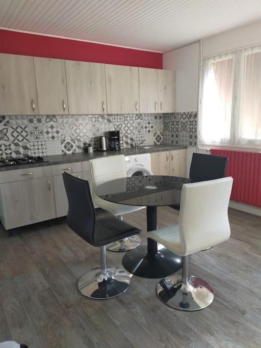 Guern ,Maison A La Campagne Luaran gambar